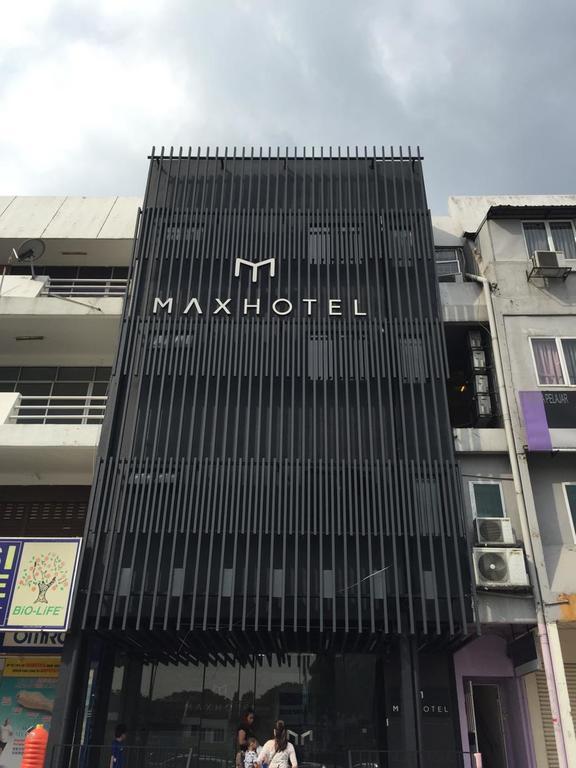 Max Hotel Subang Jaya Ngoại thất bức ảnh
