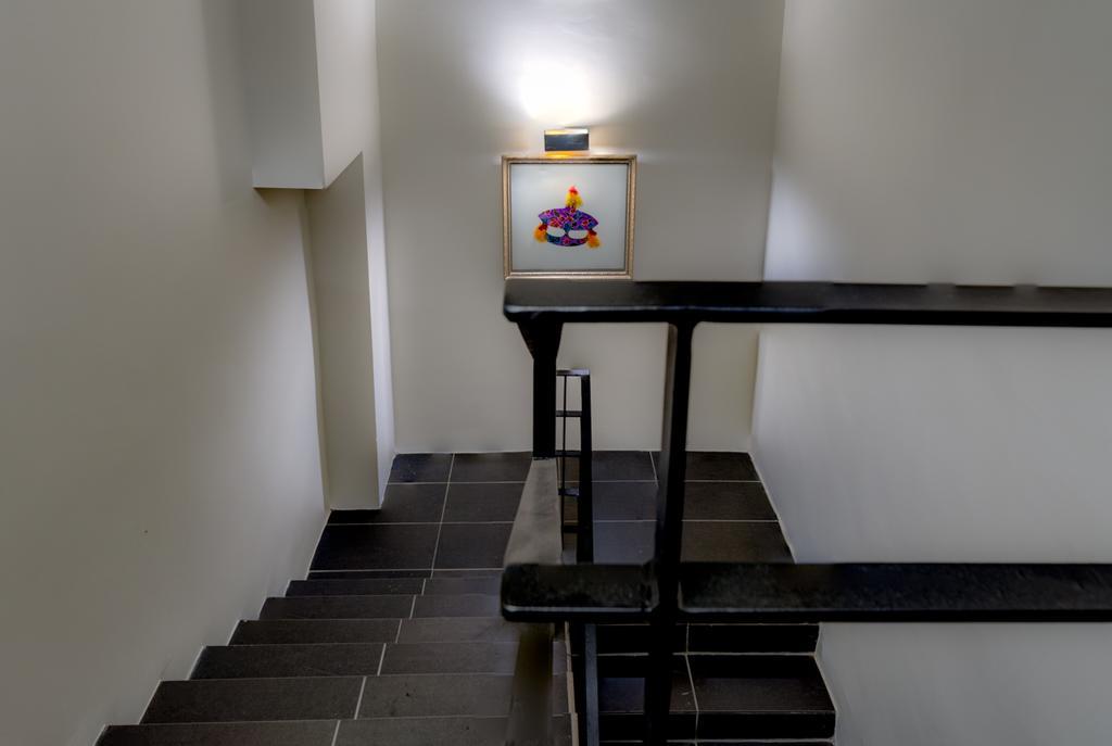 Max Hotel Subang Jaya Ngoại thất bức ảnh