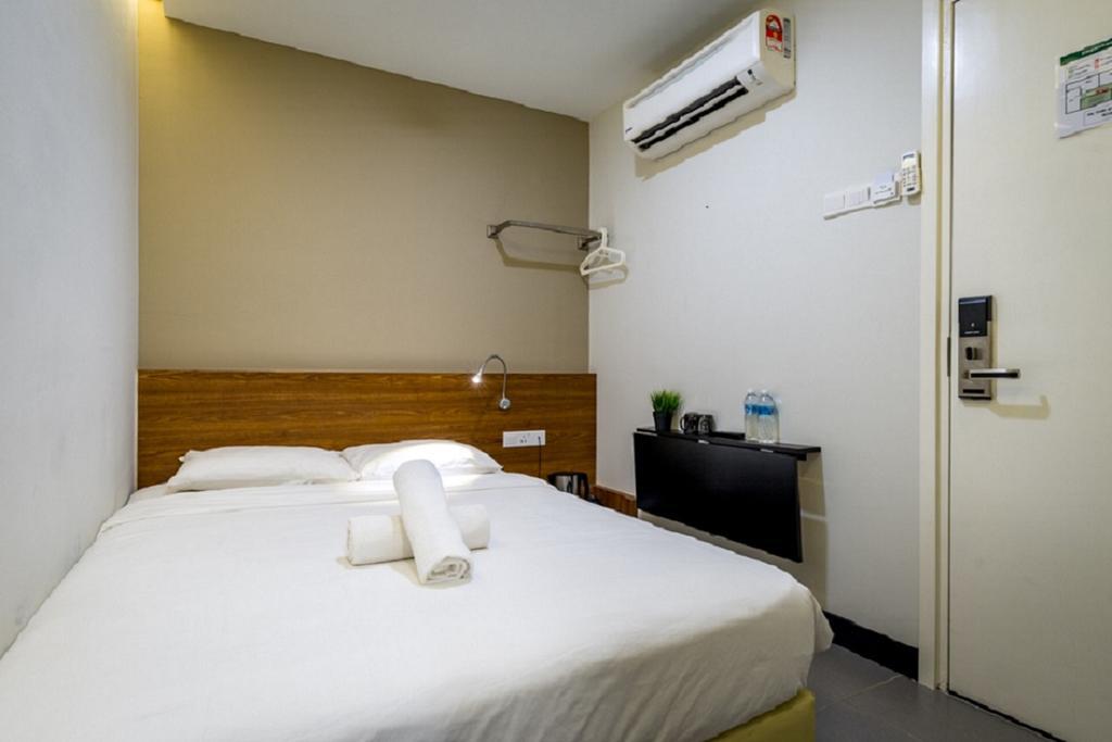 Max Hotel Subang Jaya Ngoại thất bức ảnh