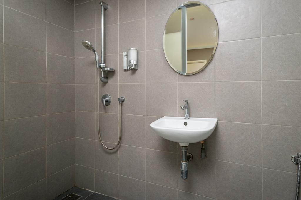 Max Hotel Subang Jaya Ngoại thất bức ảnh