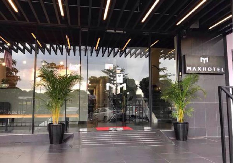 Max Hotel Subang Jaya Ngoại thất bức ảnh